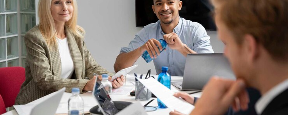 Read more about the article Empowering Business Growth: The Vital Role of Dedicated Developers in Business Development